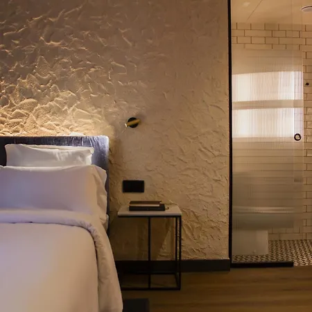 Letoh Letoh Hotel *